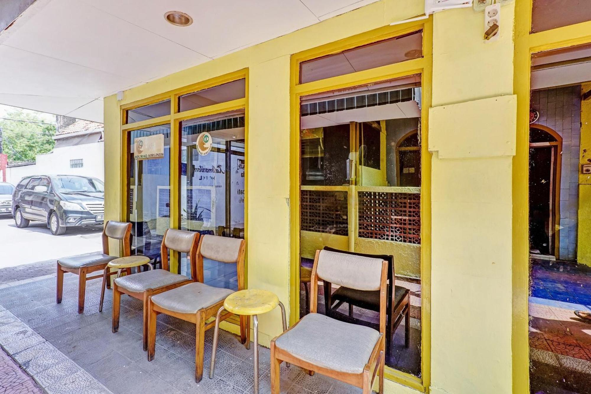 Kalimantan Hotel Surabaya